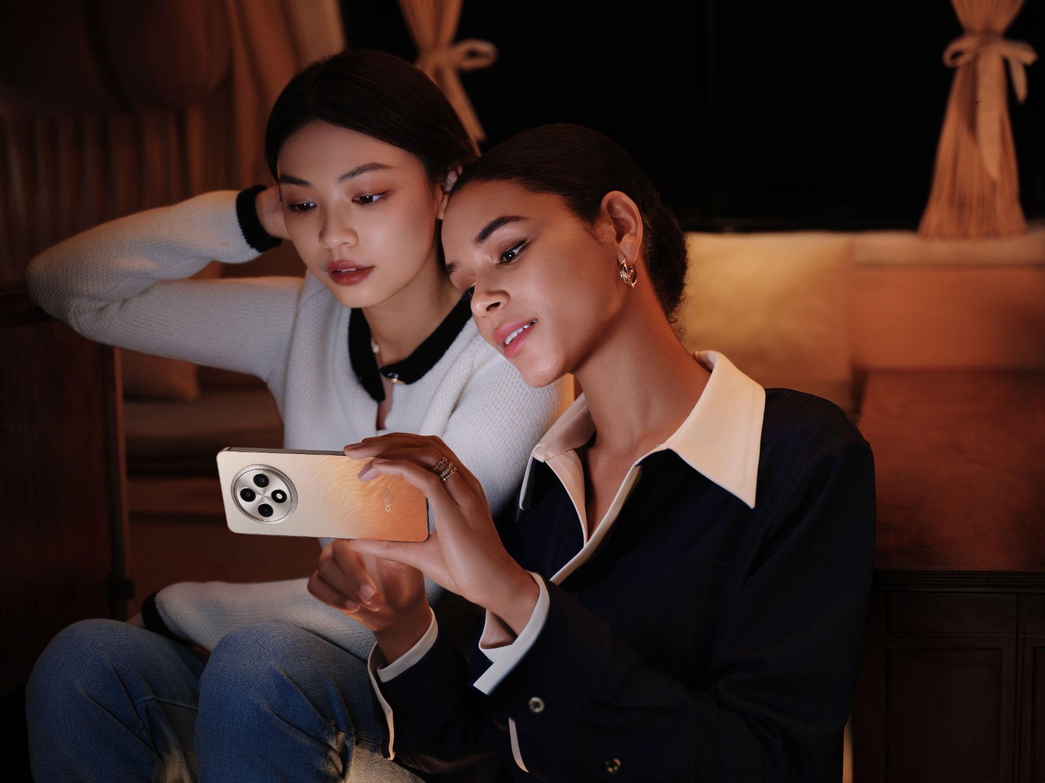 Desain Cosmos Ring OPPO Reno12 F Series Memadukan Tampilan Elegan dan Futuristik